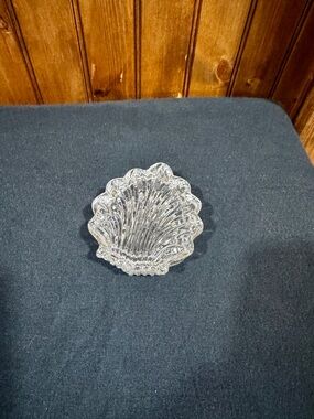 Vintage Gorham Clear Crystal Shell Trinket Box